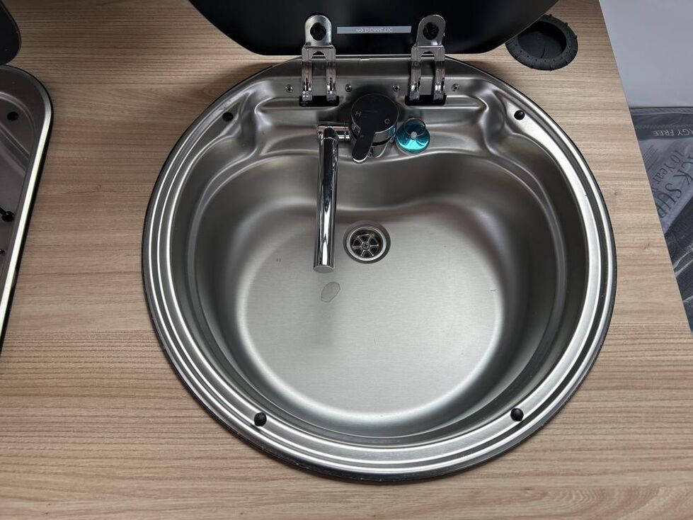 2025 AVAN CRUISELINER 5 ADVENTUER PACK