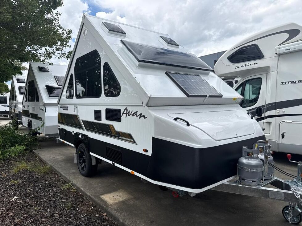 2025 AVAN CRUISELINER 5 ADVENTUER PACK