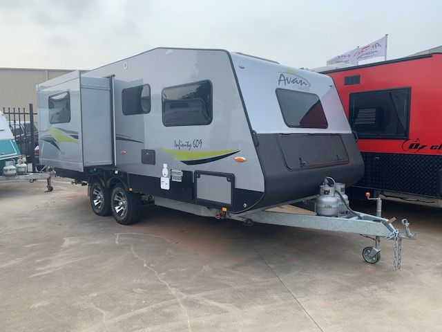 2015 Avan Infinity 609