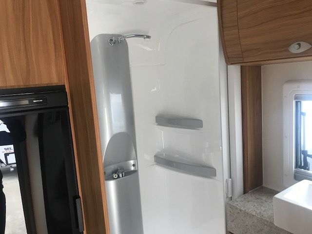 2017 Avan Aspire 617 2