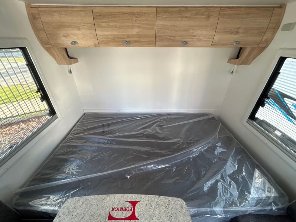 AVAN ASPIRE 402 HARDTOP