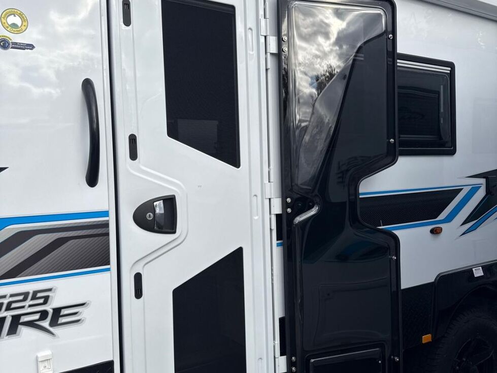 AVAN ASPIRE 525 HARDTOP