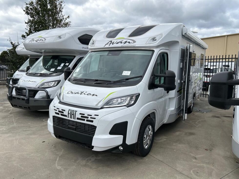 AVAN OVATION M5 B CLASS