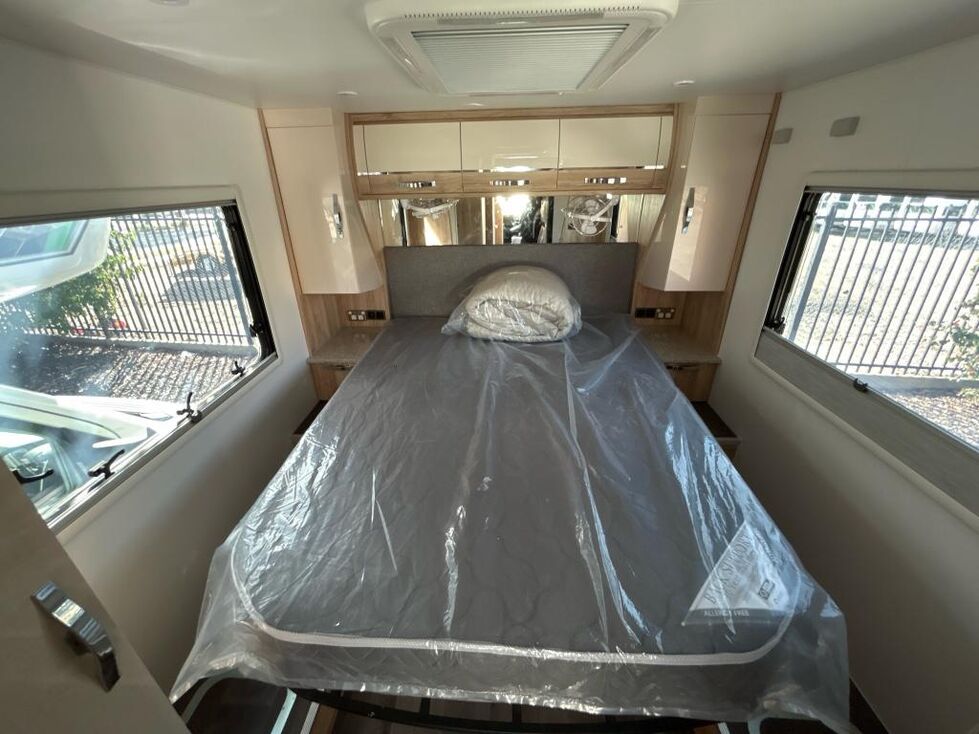 AVAN OVATION M6 B CLASS
