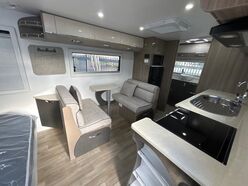 AVAN ASPIRE 572 HARDTOP