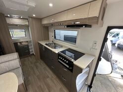AVAN ASPIRE 572 HARDTOP