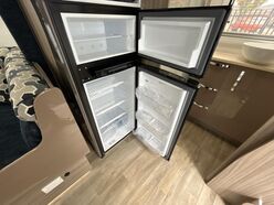 AVAN ASPIRE 5874 