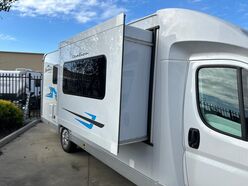 AVAN OVATION M10 B CLASS