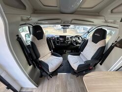 AVAN OVATION M32 B CLASS