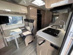 AVAN OVATION M32 C CLASS