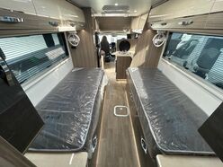 AVAN OVATION M9 C CLASS