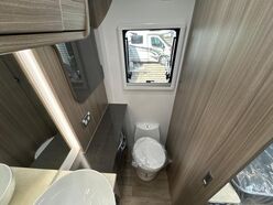 AVAN OVATION M9 C CLASS