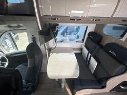 AVAN OVATION M9 C CLASS