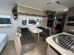 GOLF TOURER 6501 2 BUNK HARDTOP