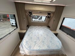 GOLF TOURER 6501 2 BUNK HARDTOP