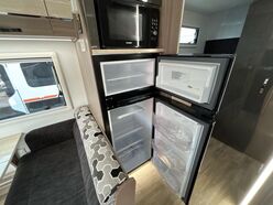 GOLF TOURER 6501 2 BUNK HARDTOP