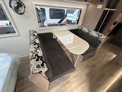 GOLF TOURER 6501 2 BUNK HARDTOP